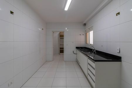 Apartamento para alugar com 165m², 3 quartos e 4 vagas Apartamento para alugar com 165m², 3 quartos e 4 vagasCozinha