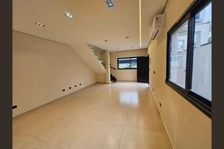 Casa à venda com 131m², 3 quartos e sem vaga