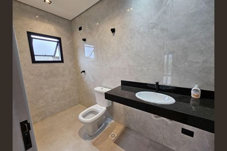 Casa à venda com 3 quartos, 131m² em Alphaville, Santana de Parnaíba