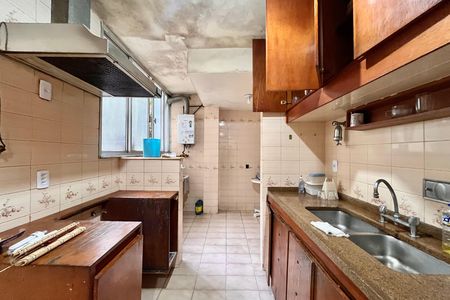 Apartamento para alugar com 138m², 3 quartos e sem vaga Apartamento para alugar com 138m², 3 quartos e sem vagaCozinha