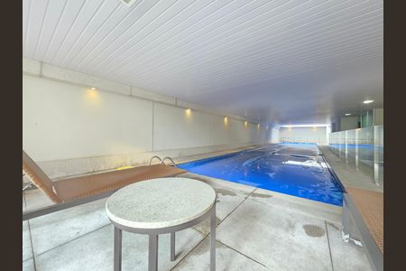 Apartamento à venda com 102m², 3 quartos e 2 vagas Apartamento à venda com 102m², 3 quartos e 2 vagasPiscina Coberta