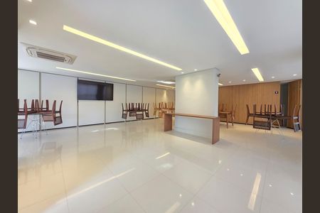 Apartamento à venda com 102m², 3 quartos e 2 vagas Apartamento à venda com 102m², 3 quartos e 2 vagasSalão de festas