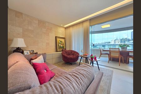 Sala  de apartamento à venda com 3 quartos, 102m² em Santo Agostinho, Belo Horizonte