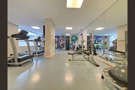Apartamento à venda com 102m², 3 quartos e 2 vagas Apartamento à venda com 102m², 3 quartos e 2 vagasAcademia