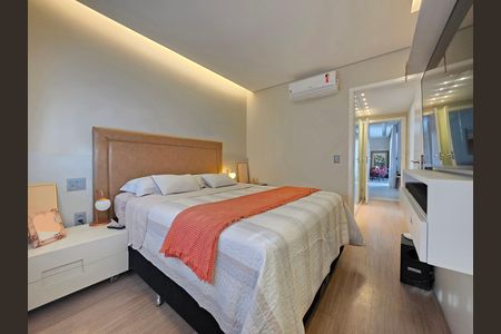 Apartamento à venda com 102m², 3 quartos e 2 vagas Apartamento à venda com 102m², 3 quartos e 2 vagasQuarto Suíte