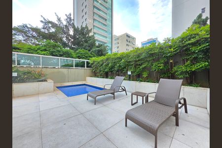 Apartamento à venda com 102m², 3 quartos e 2 vagas Apartamento à venda com 102m², 3 quartos e 2 vagasPiscina