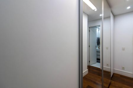 Apartamento para alugar com 100m², 3 quartos e 2 vagasSuíte