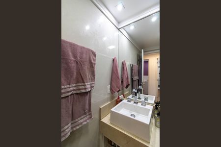Apartamento para alugar com 100m², 3 quartos e 2 vagasBanheiro 