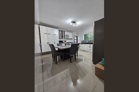 Cozinha de casa à venda com 3 quartos, 110m² em Vila Curuçá Velha, São Paulo