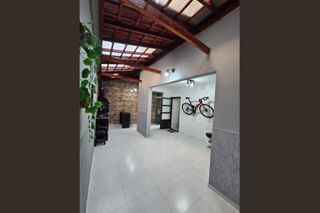 Casa à venda com 110m², 3 quartos e 2 vagas Casa à venda com 110m², 3 quartos e 2 vagasÁrea de Serviço