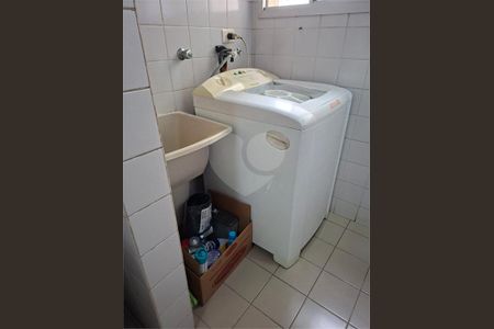 Apartamento à venda com 2 quartos, 50m² em Parque Maria Domitila, São Paulo