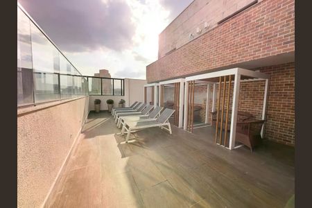 Apartamento à venda com 67m², 2 quartos e 1 vaga