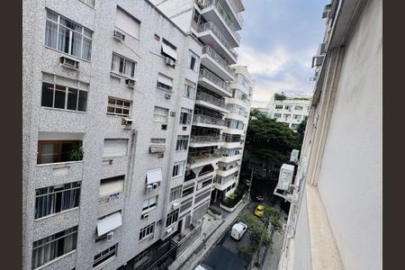 Apartamento à venda com 30m², 1 quarto e sem vaga