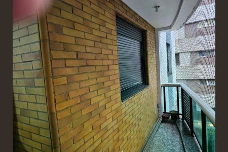 Apartamento à venda com 71m², 2 quartos e 1 vaga