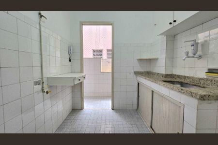 Apartamento à venda com 2 quartos, 65m² em Centro, Niterói