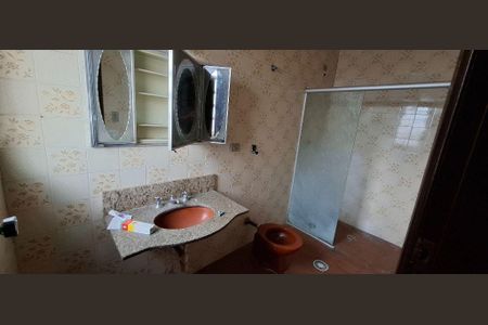 Casa à venda com 3 quartos, 128m² em Jardim Santos Dumont, São Paulo