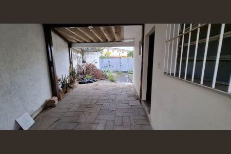 Casa à venda com 3 quartos, 128m² em Jardim Santos Dumont, São Paulo
