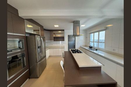 Casa à venda com 515m², 4 quartos e 6 vagas