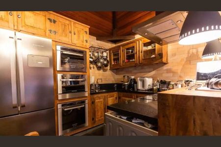 Casa à venda com 4 quartos, 170m² em Conjunto Residencial Butanta, São Paulo
