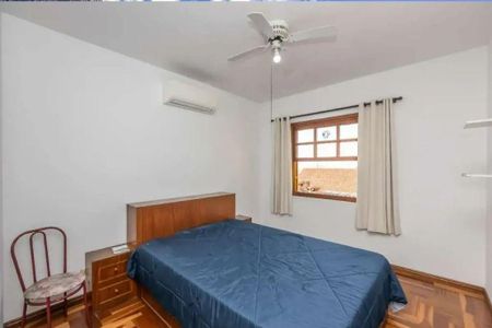 Casa à venda com 352m², 4 quartos e 4 vagas