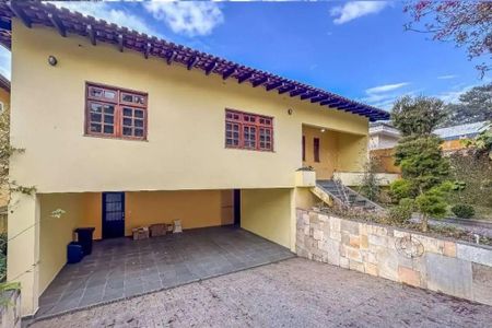 Casa à venda com 352m², 4 quartos e 4 vagas