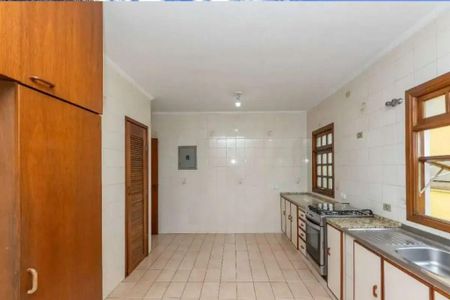 Casa à venda com 352m², 4 quartos e 4 vagas