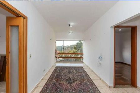 Casa à venda com 352m², 4 quartos e 4 vagas