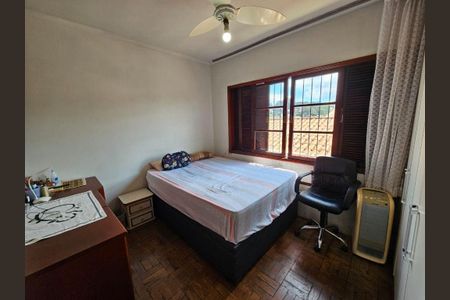 Casa à venda com 3 quartos, 144m² em Jardim Sarah, São Paulo