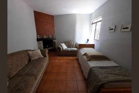 Casa à venda com 3 quartos, 226m² em Jardim Peri Peri, São Paulo