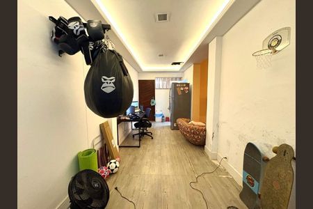 Apartamento à venda com 42m², 1 quarto e sem vaga