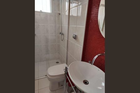 Casa à venda com 3 quartos, 220m² em Jardim Bonfiglioli, São Paulo