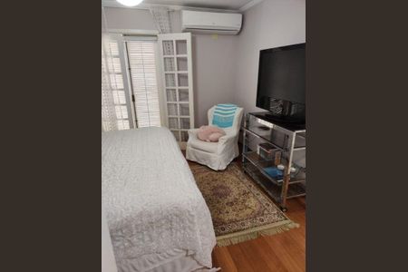 Casa à venda com 3 quartos, 220m² em Jardim Bonfiglioli, São Paulo
