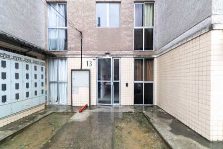 Apartamento para alugar com 43m², 2 quartos e 1 vaga Apartamento para alugar com 43m², 2 quartos e 1 vagaFachada do bloco
