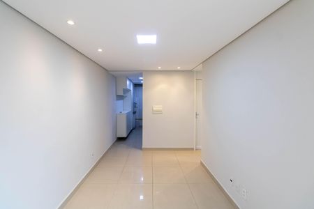 Sala de apartamento para alugar com 2 quartos, 43m² em Santíssimo, Rio de Janeiro