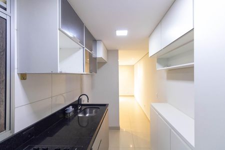 Apartamento para alugar com 43m², 2 quartos e 1 vaga Apartamento para alugar com 43m², 2 quartos e 1 vagaCozinha e Área de Serviço