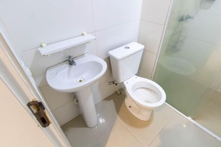 Apartamento para alugar com 43m², 2 quartos e 1 vaga Apartamento para alugar com 43m², 2 quartos e 1 vagaBanheiro