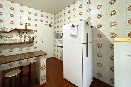 Apartamento à venda com 156m², 4 quartos e 2 vagas Apartamento à venda com 156m², 4 quartos e 2 vagasCozinha
