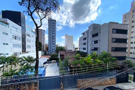 Apartamento à venda com 156m², 4 quartos e 2 vagas Apartamento à venda com 156m², 4 quartos e 2 vagasVista Suite 1