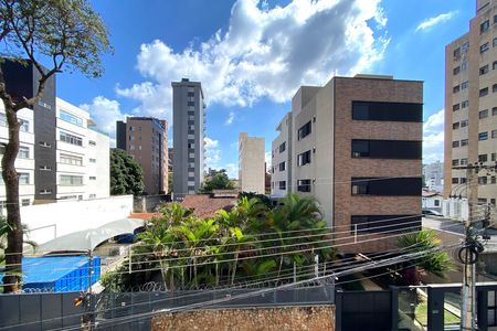 Apartamento à venda com 156m², 4 quartos e 2 vagas Apartamento à venda com 156m², 4 quartos e 2 vagasVista Quarto 2