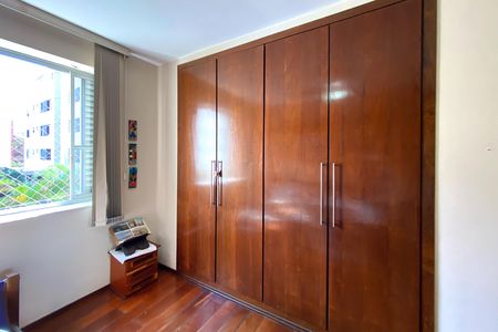 Apartamento à venda com 156m², 4 quartos e 2 vagas Apartamento à venda com 156m², 4 quartos e 2 vagasQuarto 2