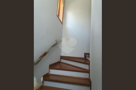 Casa à venda com 266m², 4 quartos e 2 vagas