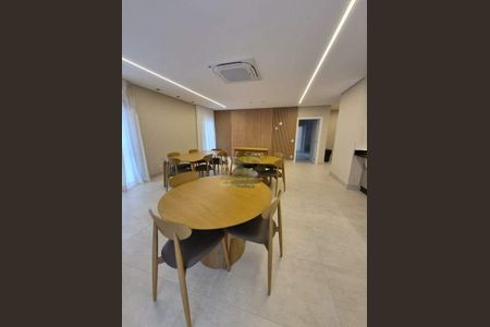 Apartamento à venda com 58m², 2 quartos e 1 vaga