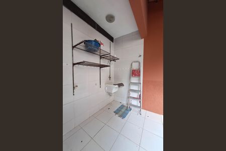 Casa de condomínio à venda com 226m², 4 quartos e 2 vagasQuintal