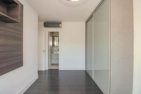 Apartamento para alugar com 74m², 2 quartos e 1 vagaSuíte