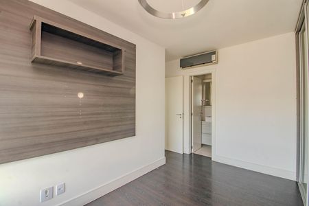 Apartamento para alugar com 74m², 2 quartos e 1 vagaSuíte