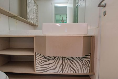 Apartamento para alugar com 74m², 2 quartos e 1 vagaBanheiro Social