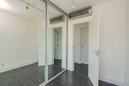 Apartamento para alugar com 74m², 2 quartos e 1 vagaQuarto