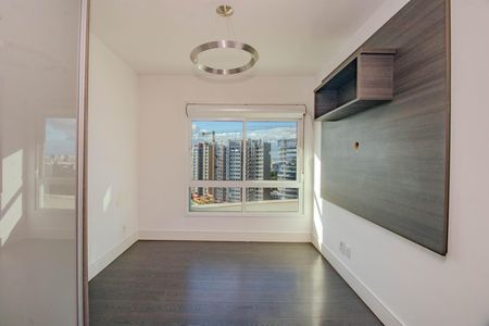 Apartamento para alugar com 74m², 2 quartos e 1 vagaSuíte
