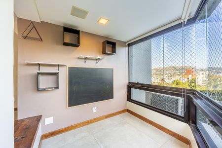 Varanda de apartamento à venda com 3 quartos, 123m² em Petrópolis, Porto Alegre