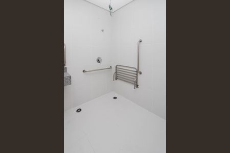 Banheiro de apartamento à venda com 1 quarto, 45m² em Morumbi, São Paulo